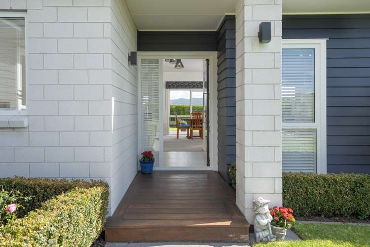 5 Holyoake Terrace Omokoroa_2