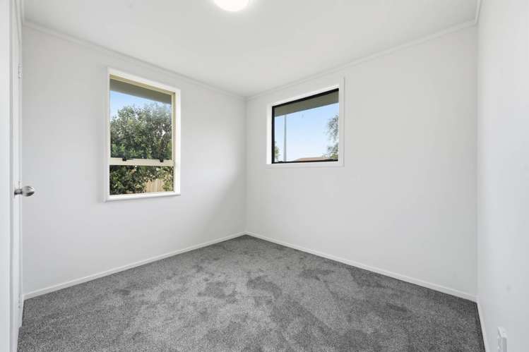 5 Manston Road Mangere_30