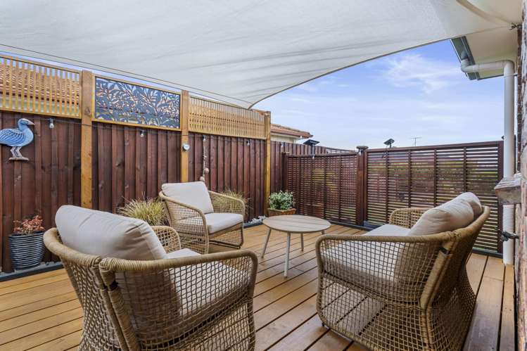 44 Chesterfield Way Orewa_12