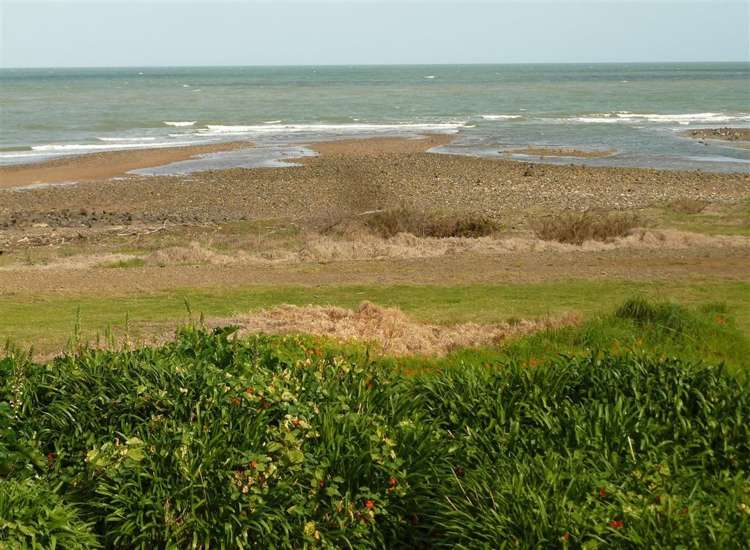 27 Seaview Avenue Te Puru_20