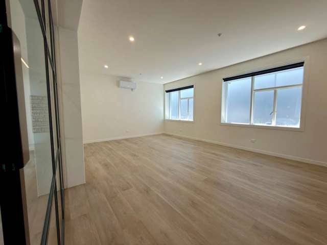 Level 1/87 Hurstmere Road Takapuna_2