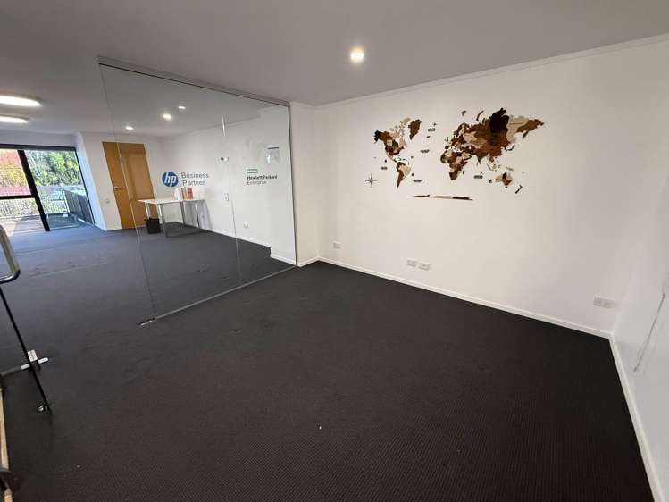 11 Binsted Road New Lynn_12