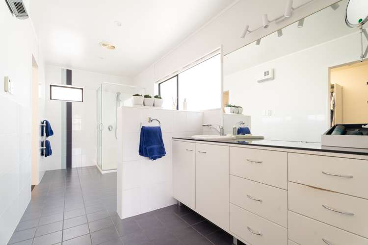 14 Ronald Woolf Place Churton Park_20