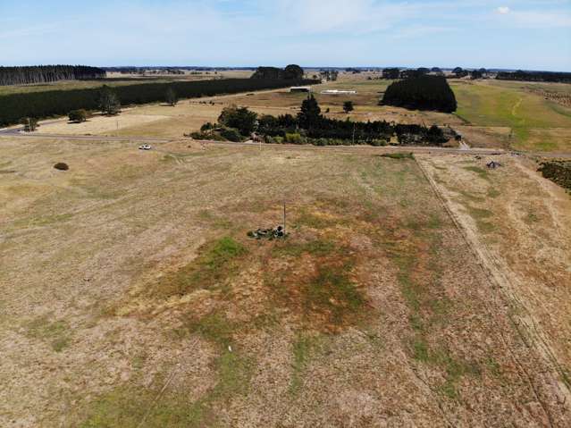 2/1145 Kellow Road Glen Oroua_1