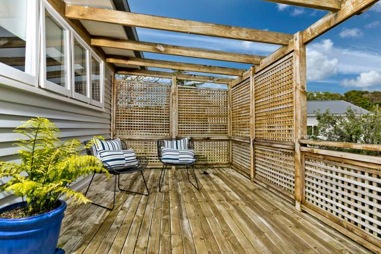 51 Simpson Road Ranui_11