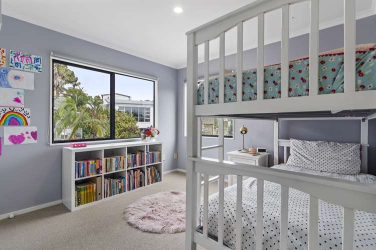 8 Toomer Place Beachlands_24