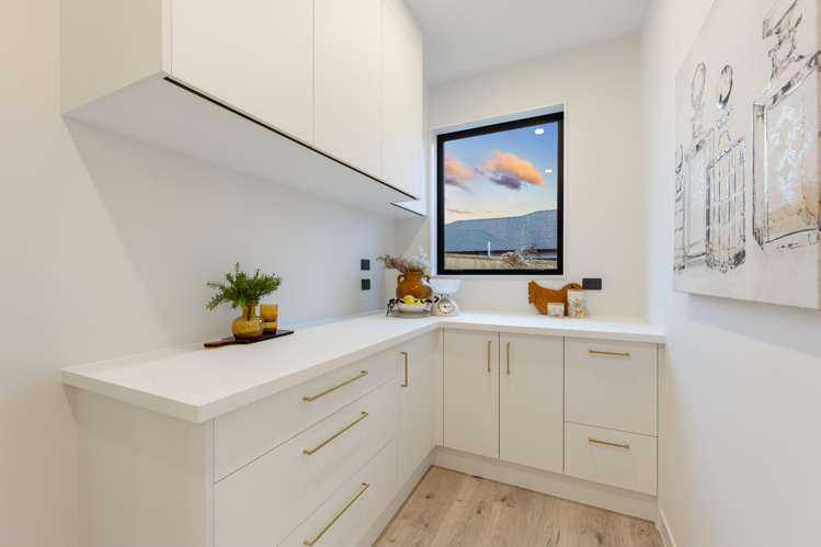 80 Parish Drive Milldale_21