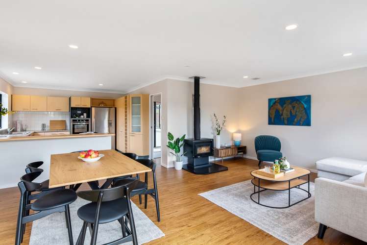 2 Central Park Paraparaumu Beach_5