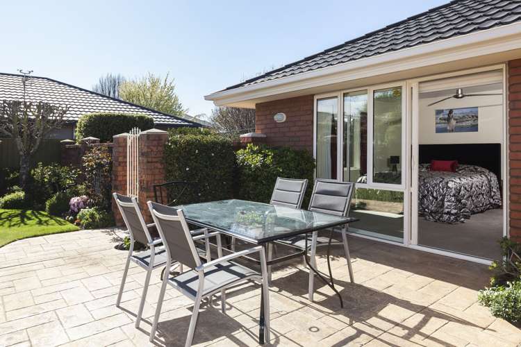 32 Woodhurst Drive Casebrook_3