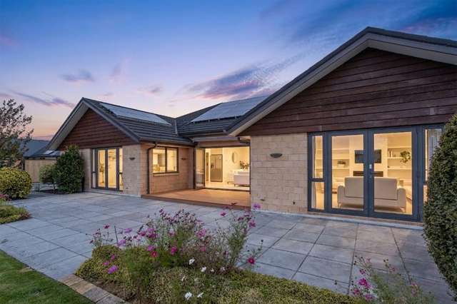 Style and Space in Superb Location