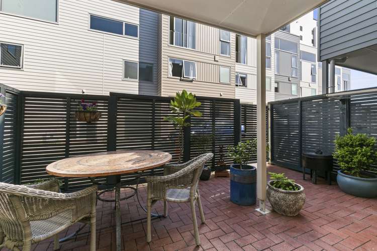 2/15 Roxburgh Street Mount Victoria_11