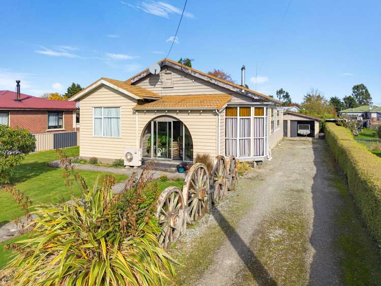 15 Burns Street Mataura_19