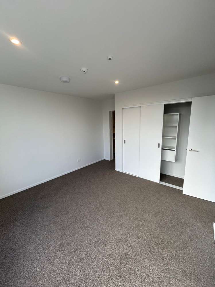 4/16 Treasure Lane Te Atatu South_7