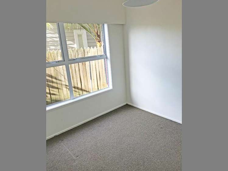 2/14 Ewen Alison Avenue Devonport_4