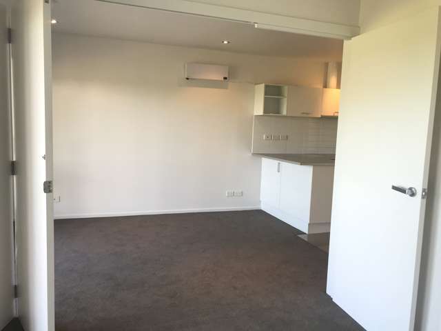 B15/71 Spencer Road Albany_4