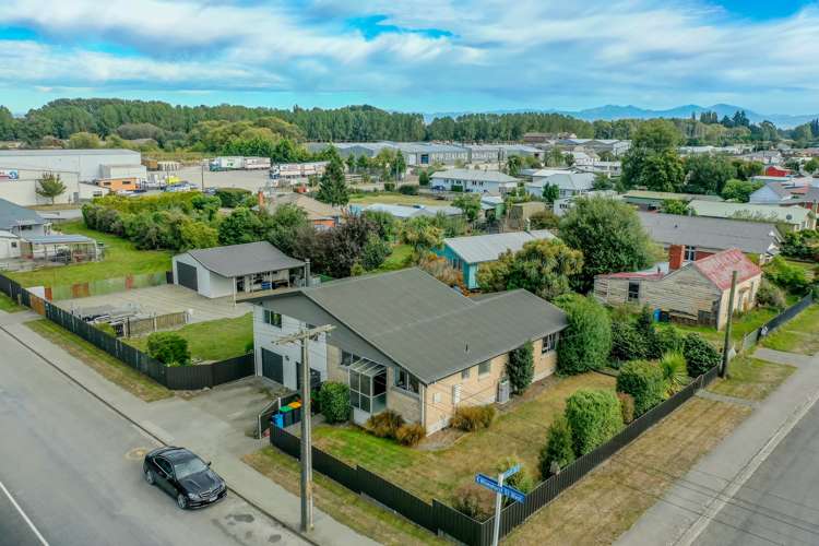 1 Birkett Street Temuka_34