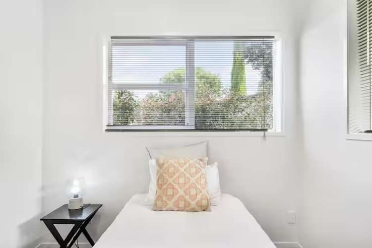 3/4 Beach Road Castor Bay_24
