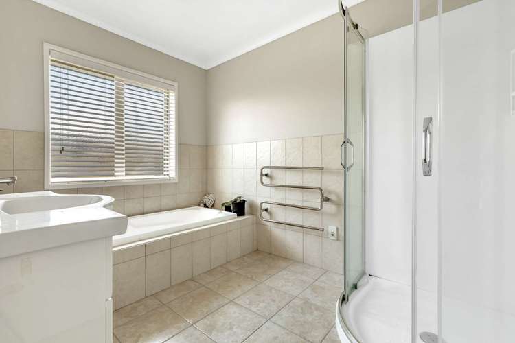 7 Bahamas Key Papamoa_16