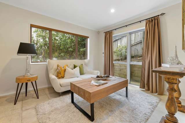 11 Beatrice Place Flat Bush_2