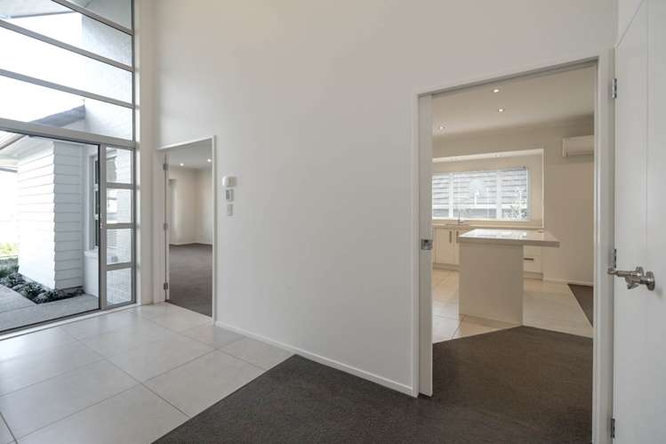 5 Seafort Lane Silverdale_16