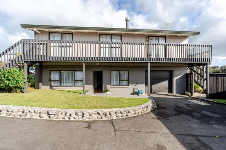 14 Vincent Place Dinsdale_1