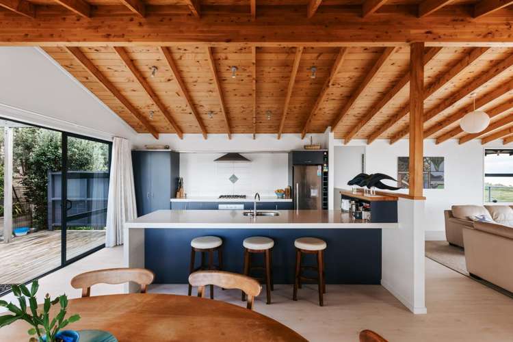 32e Ohuirehe Road Coastlands_14