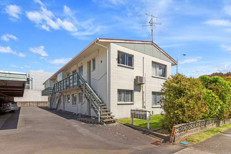 2/16 Park Street Tauranga Central_15