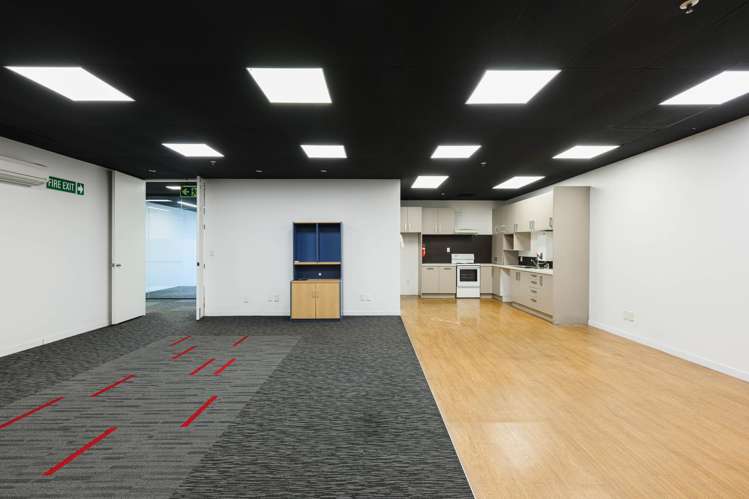 Level 1,58 Hazeldean Road Addington_14