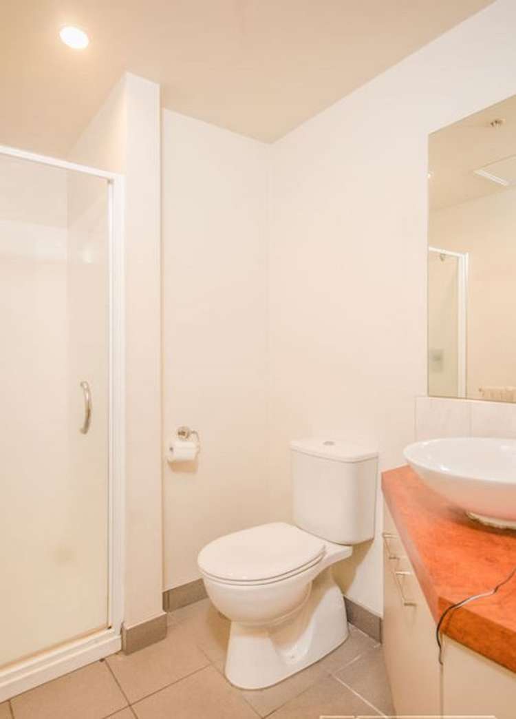 1002/135 Vincent Street Auckland Central_6