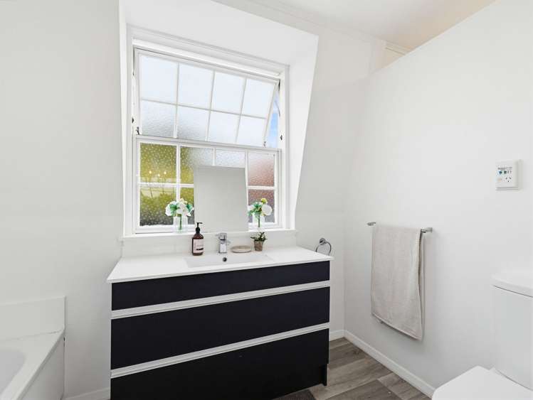 34 Burn Street Levin_23