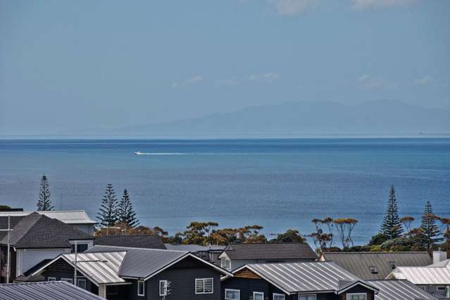 12 Tuangi Street Long Bay_3