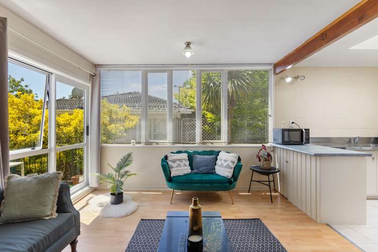 3/24 Commodore Drive Lynfield_1