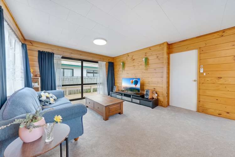 2/16 Ingram Street Papakura_2