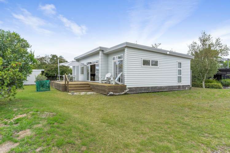 99 Vista Paku Pauanui_29