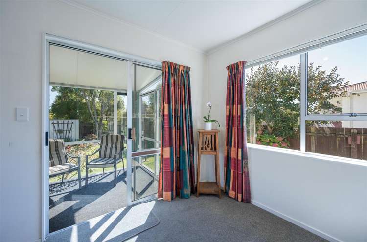 2/688 Main Road Stoke Stoke_15