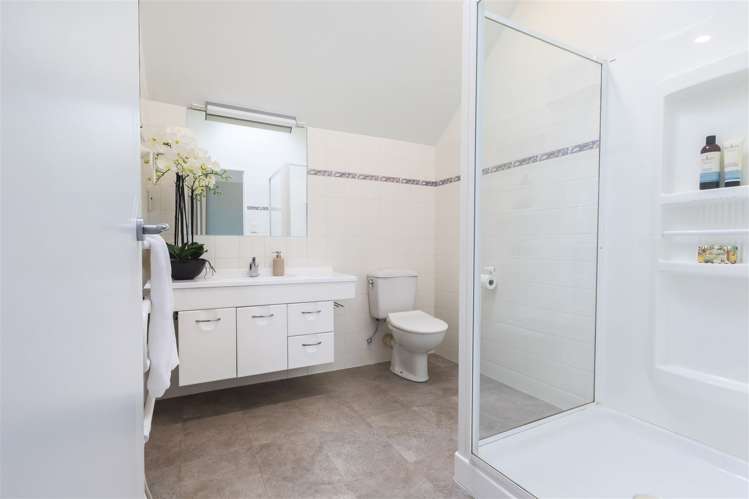 16 Ngahere Street Fendalton_19