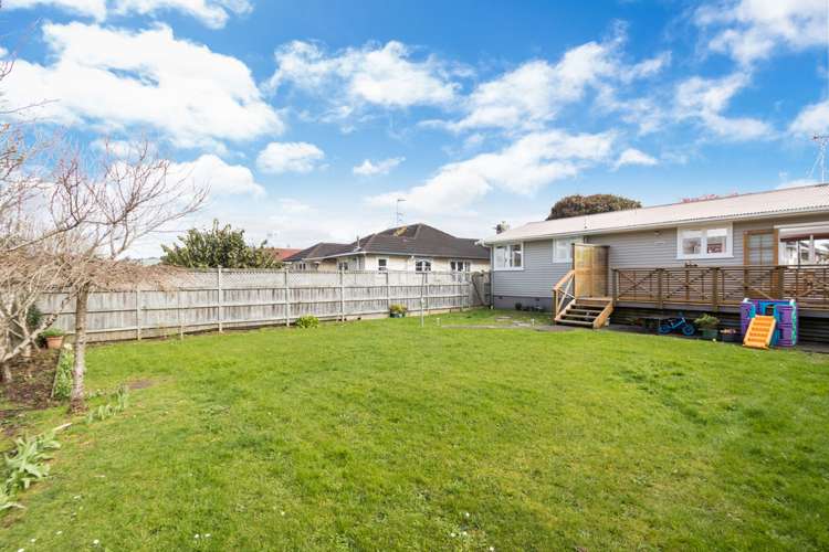 241 Birkdale Road Birkdale_13