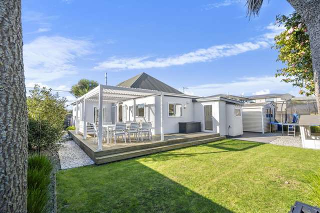 Beautiful Family Home in the Zones