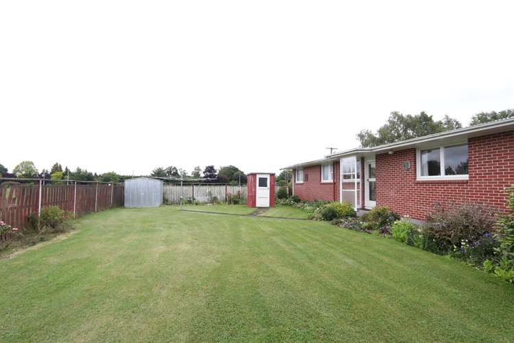 170 Racecourse Road Allenton_18