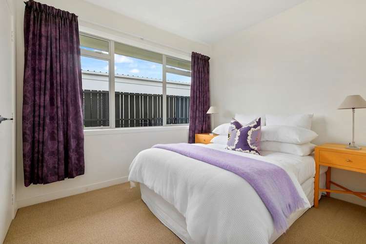 52 Covil Avenue Te Atatu South_17