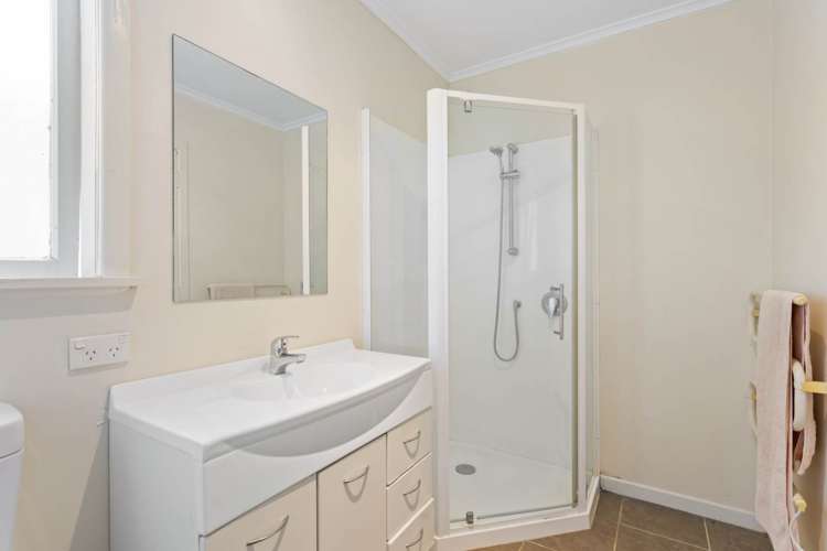 6 Grandview Road Stanmore Bay_12