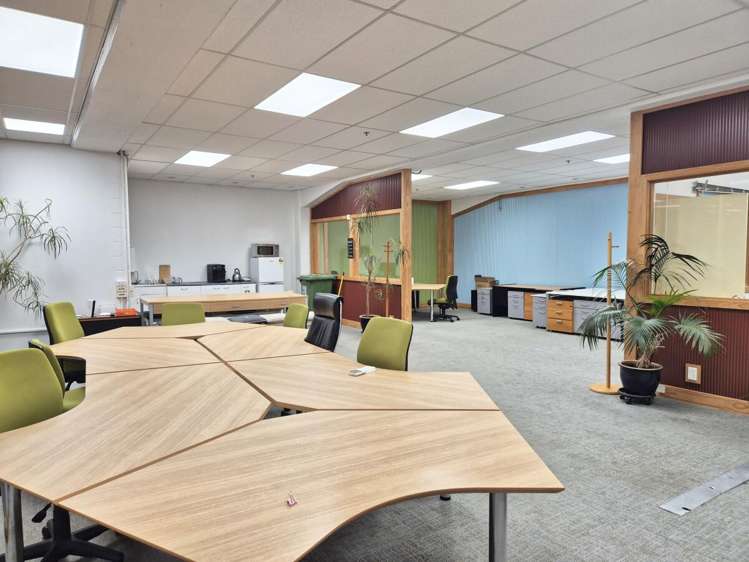 21 Left Bank Wellington Central_5