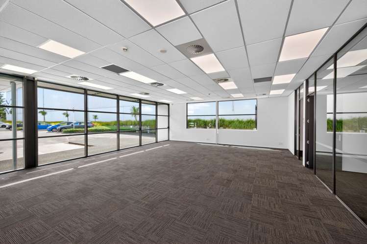 Unit E/38 Highbrook Drive East Tamaki_6