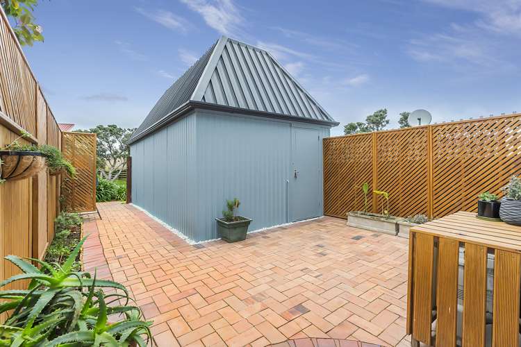 127 Akaroa Drive Maupuia_17