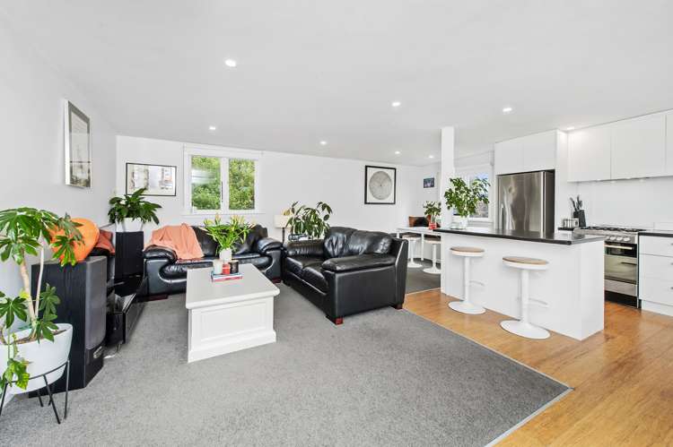 31 Broadway Avenue Waikuku Beach_10