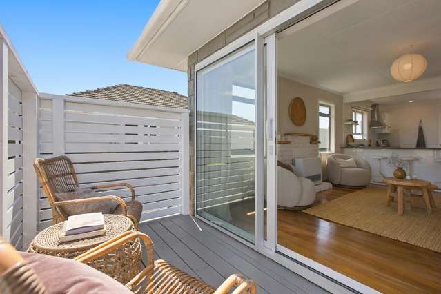 SUNNY SIDE UP | Easy Living, Inside & Out