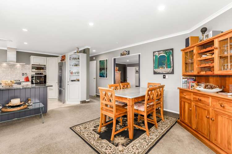 41 Clearwater Terrace Brown Owl_4