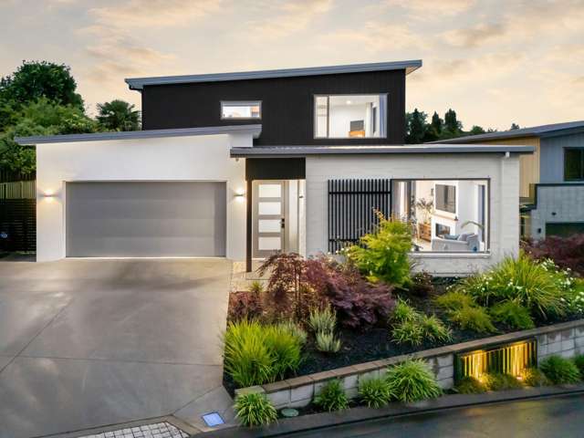 Central Townhouse with garden