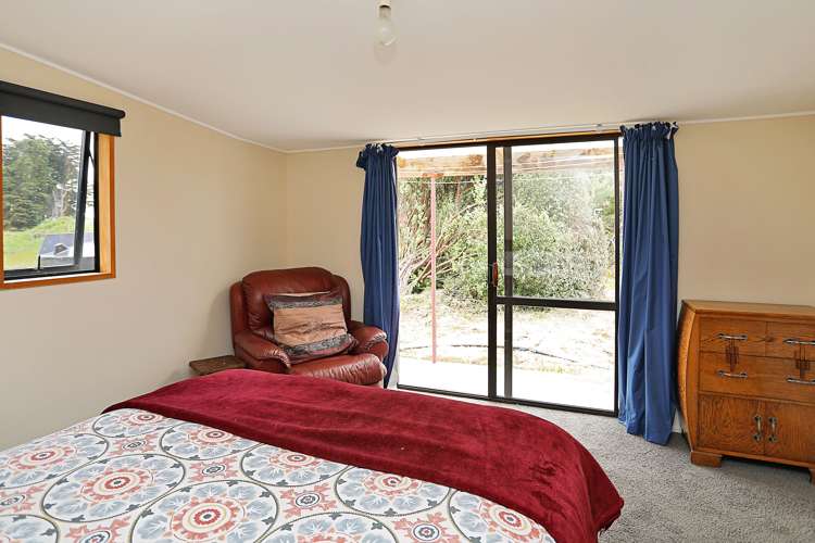 6 Manuka Street Colac Bay_10