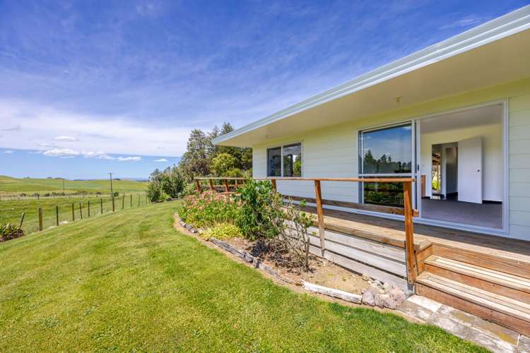 214 Clinton-Makaretu Road Ashley Clinton_3